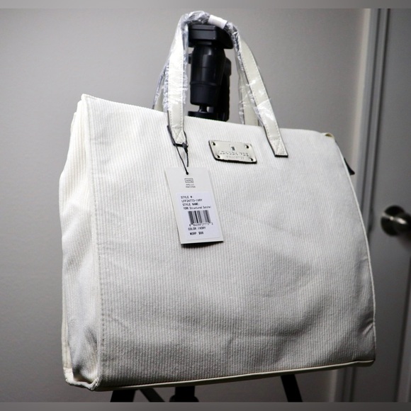NWT London Fog Ivory Corduroy Tote Crossbody Strap - Picture 2 of 9